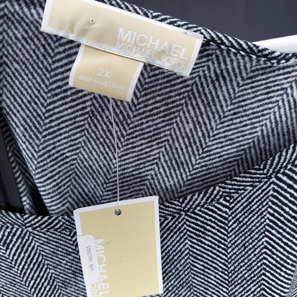 Michael Kors Dress 2X Black White Chevron Stretch Long‎ Sleeve Scoop Neck Zip - Picture 6 of 8